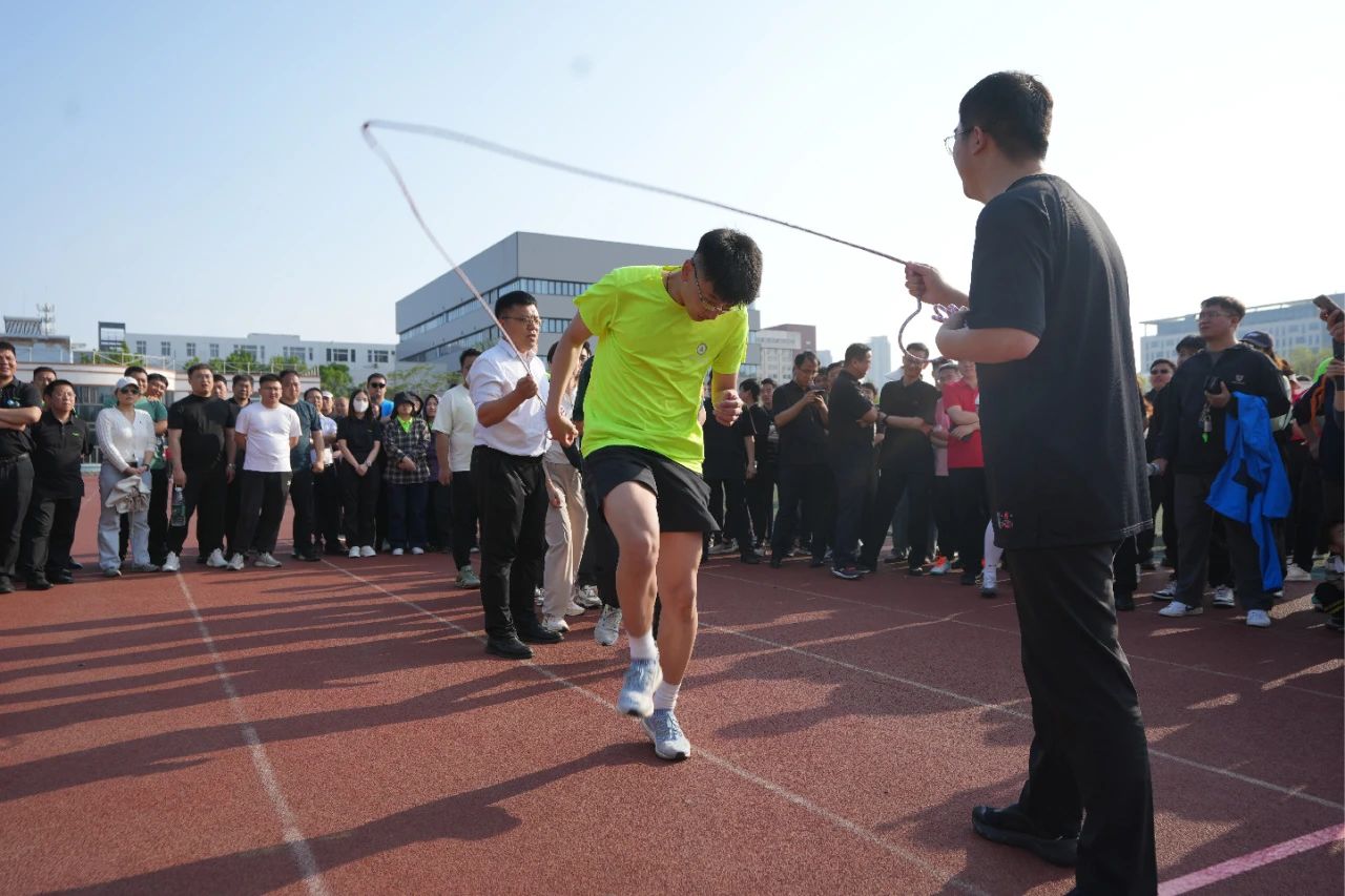 3-250421132U4B7 尊龙凯时·(中国集团)人生就是搏!